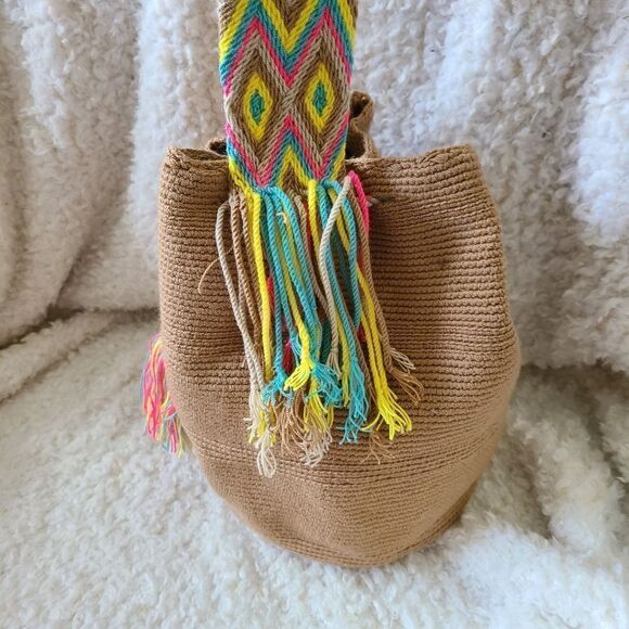 Artisan Made Boho Crocheted Drawstring Bucket Purse - Picture 4 of 6